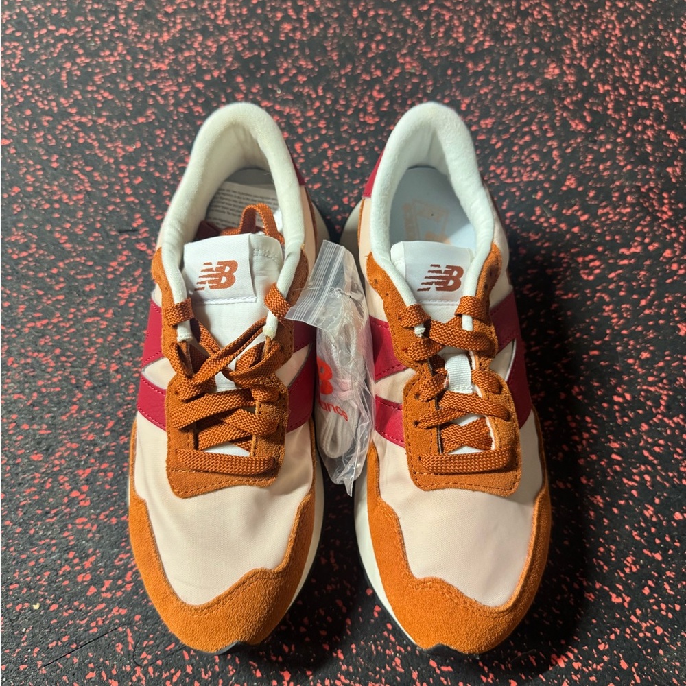 New Balance 237 Sneakers